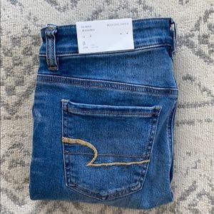 NWT American Eagle Hi-Rise Jegging - Size 8 Long